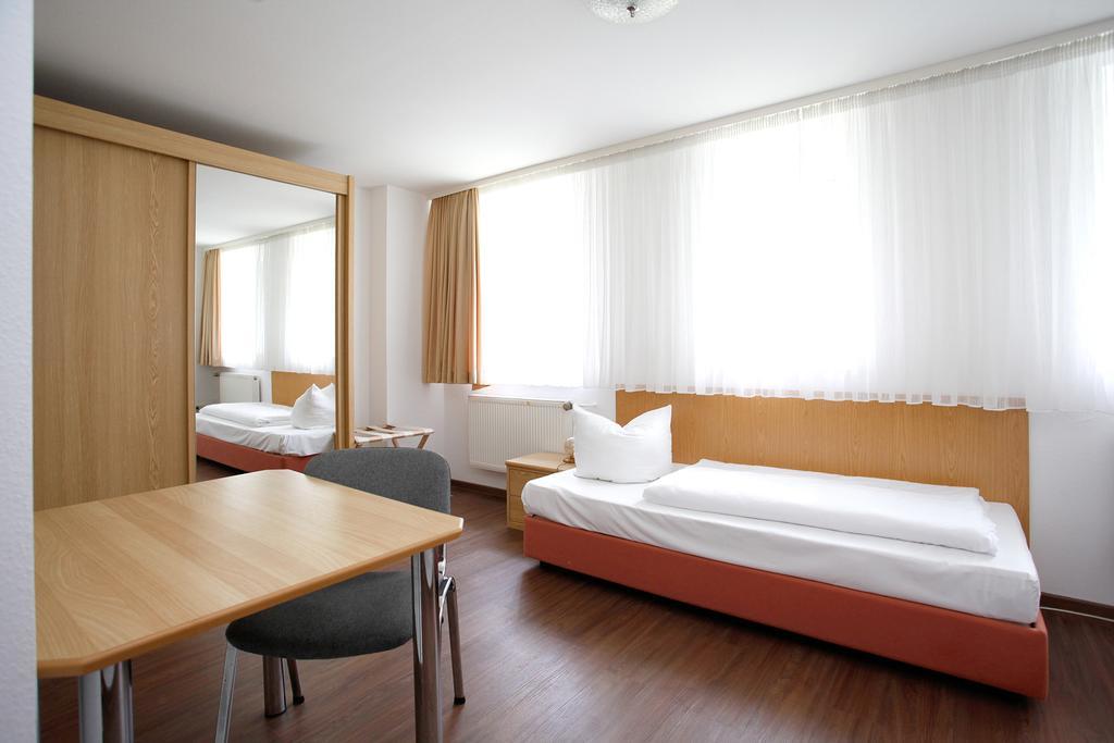 Hotel Heidenschanze Dresden Bagian luar foto
