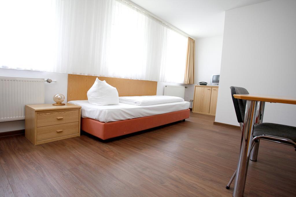 Hotel Heidenschanze Dresden Bagian luar foto