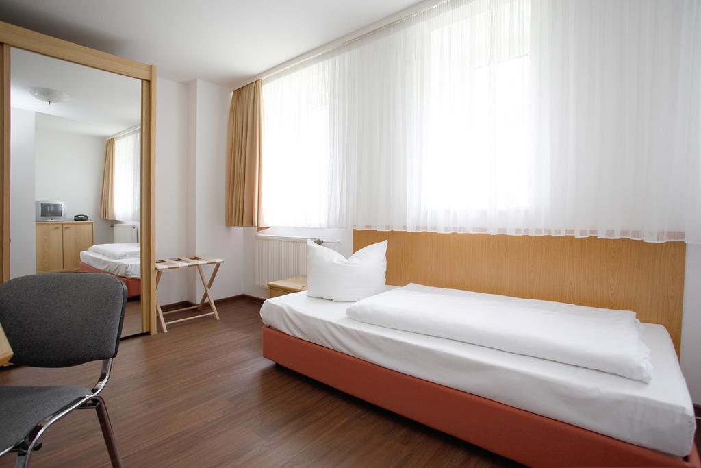Hotel Heidenschanze Dresden Bagian luar foto