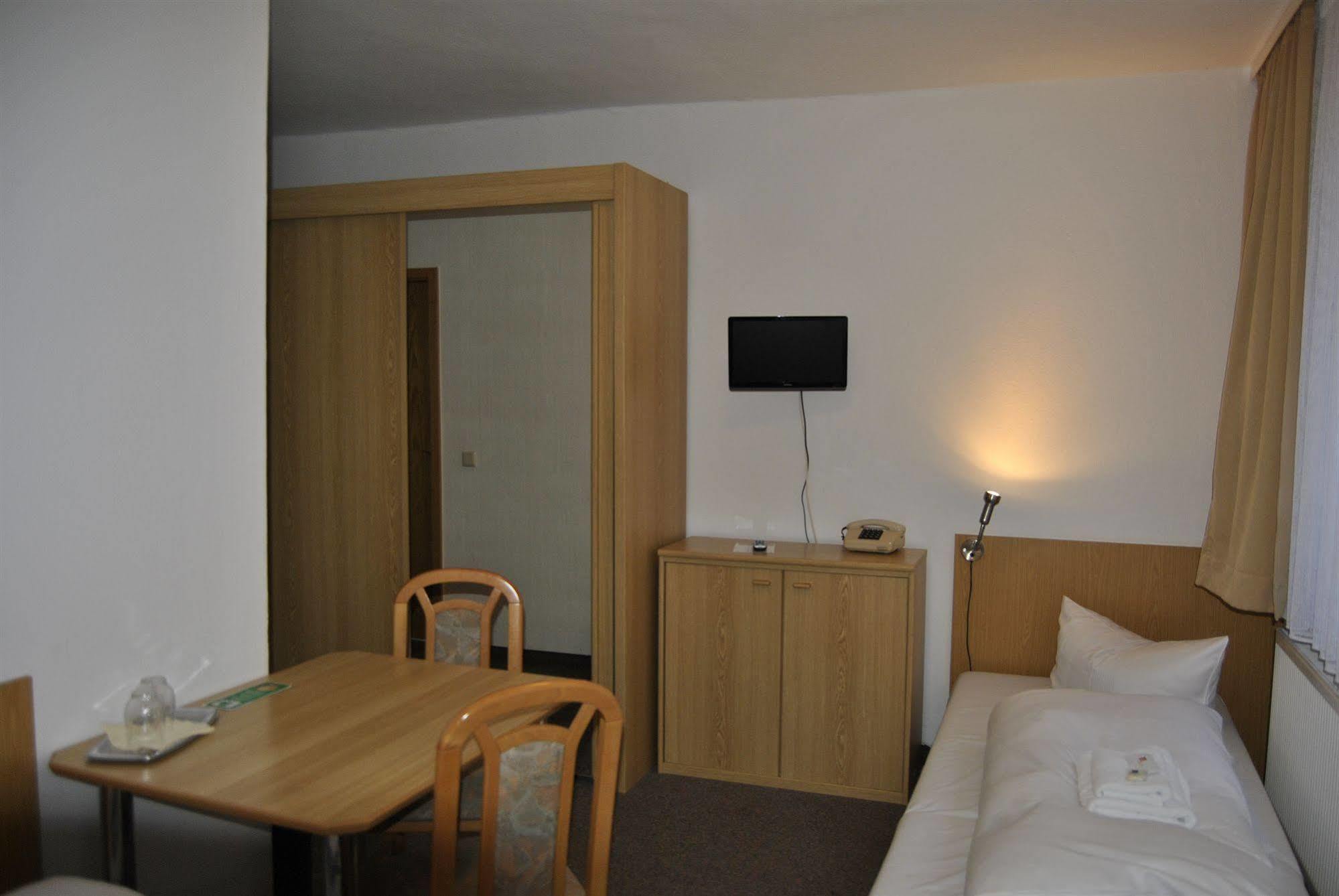 Hotel Heidenschanze Dresden Bagian luar foto